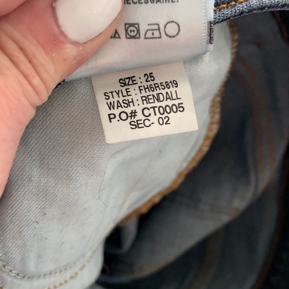 Joe's jeans woman's crop and rolled jeans sz 25, EUC - Picture 6 of 6